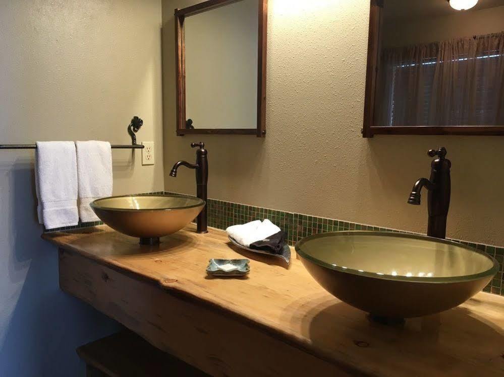 וינתרופ Mt Gardner Inn מראה חיצוני תמונה